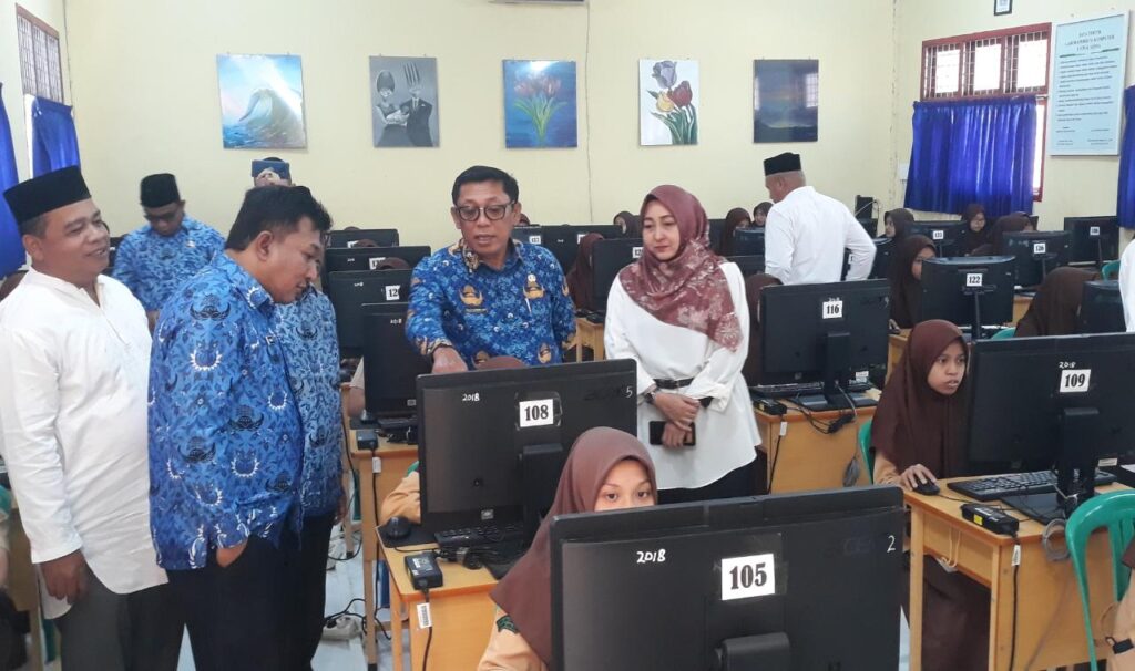 Ⓒ Hak cipta foto di atas dikembalikan sesungguhnya kepada pemilik foto