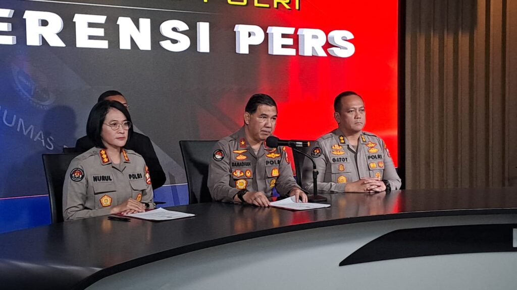 Ⓒ Hak cipta foto di atas dikembalikan sesungguhnya kepada pemilik foto