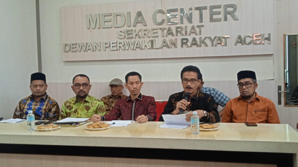 Ⓒ Hak cipta foto di atas dikembalikan sesungguhnya kepada pemilik foto