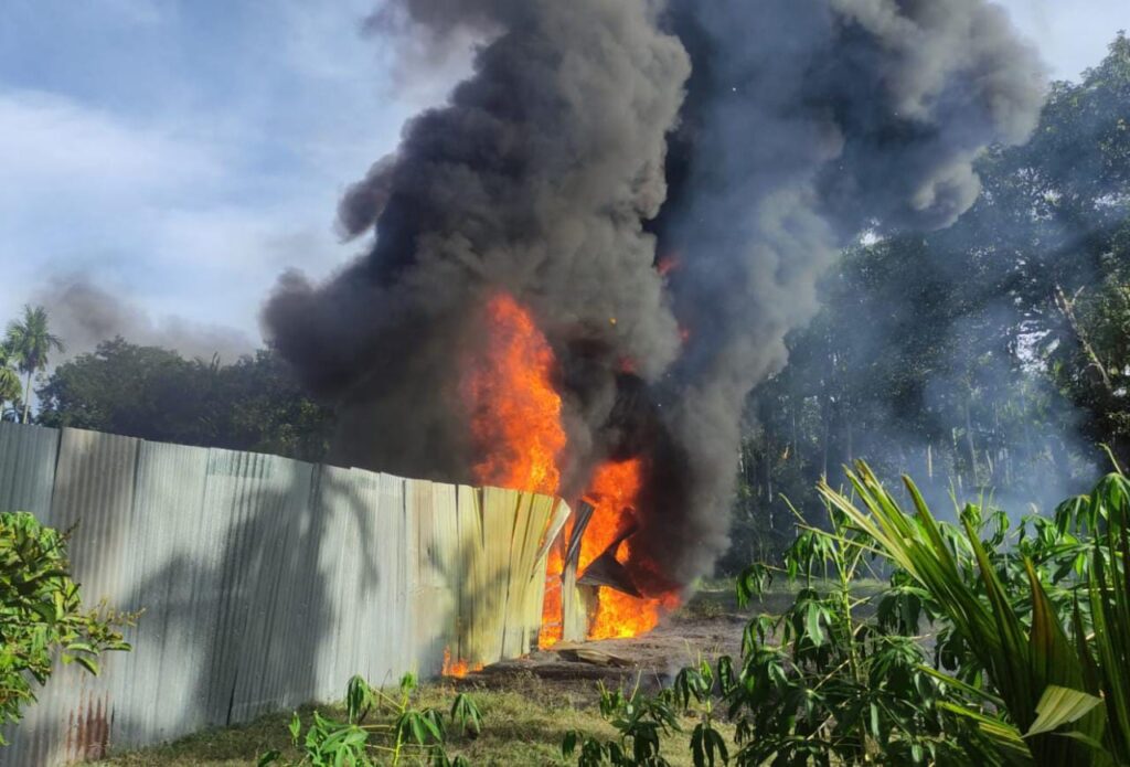 Ⓒ Hak cipta foto di atas dikembalikan sesungguhnya kepada pemilik foto