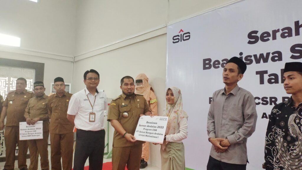 Ⓒ Hak cipta foto di atas dikembalikan sesungguhnya kepada pemilik foto