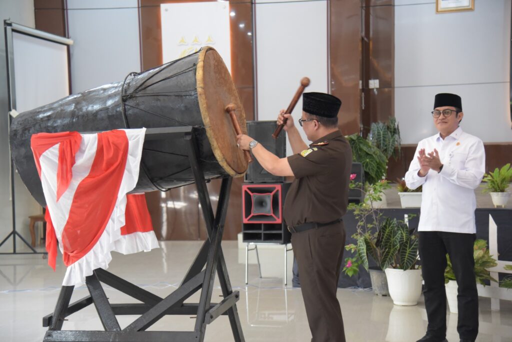 Ⓒ Hak cipta foto di atas dikembalikan sesungguhnya kepada pemilik foto