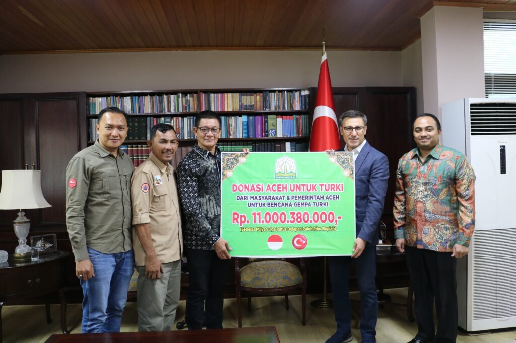 Ⓒ Hak cipta foto di atas dikembalikan sesungguhnya kepada pemilik foto