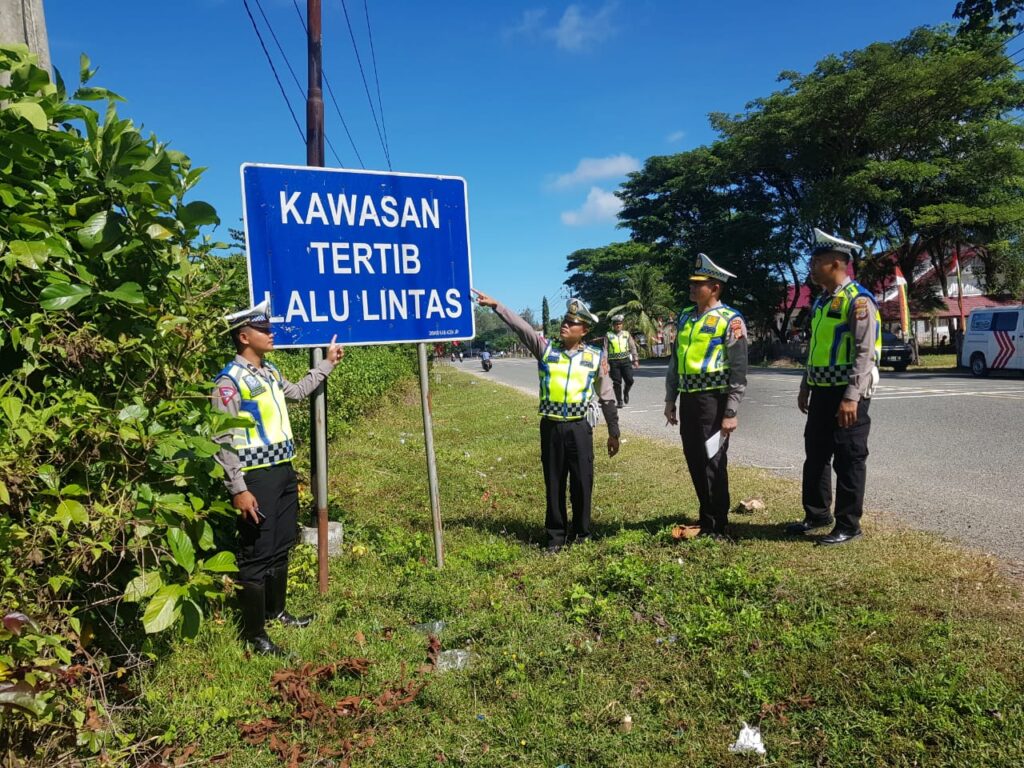 Ⓒ Hak cipta foto di atas dikembalikan sesungguhnya kepada pemilik foto