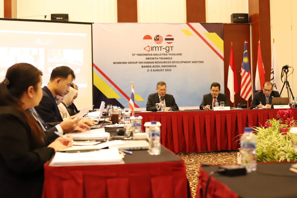 Ⓒ Hak cipta foto di atas dikembalikan sesungguhnya kepada pemilik foto