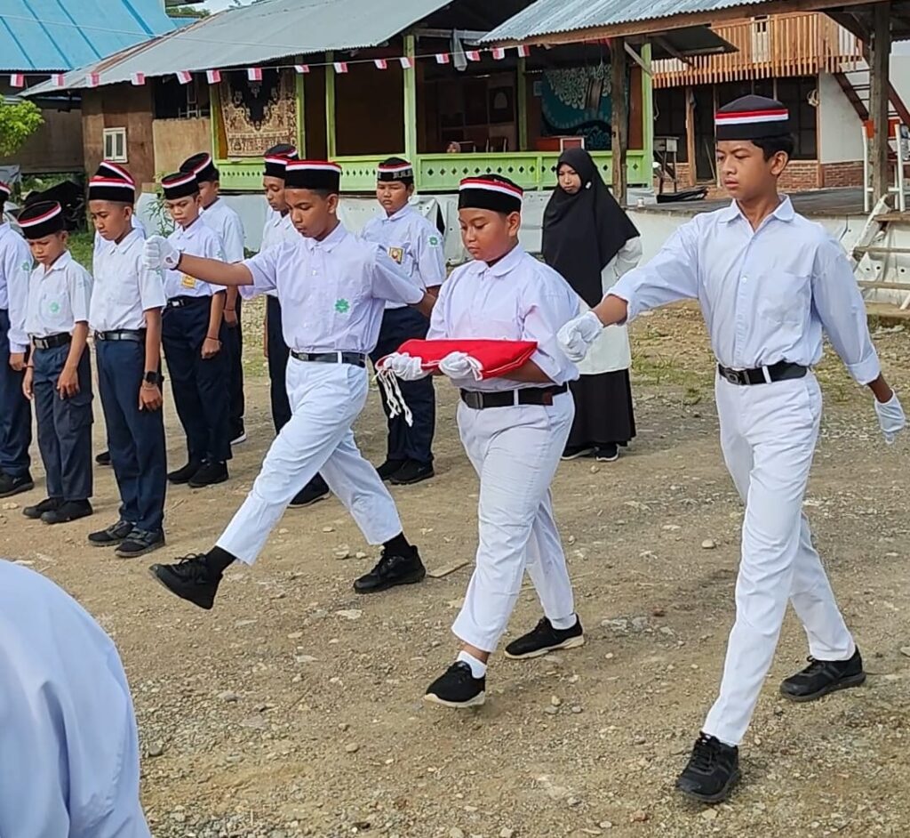 Ⓒ Hak cipta foto di atas dikembalikan sesungguhnya kepada pemilik foto