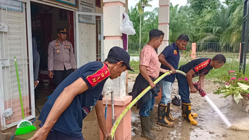 Ⓒ Hak cipta foto di atas dikembalikan sesungguhnya kepada pemilik foto