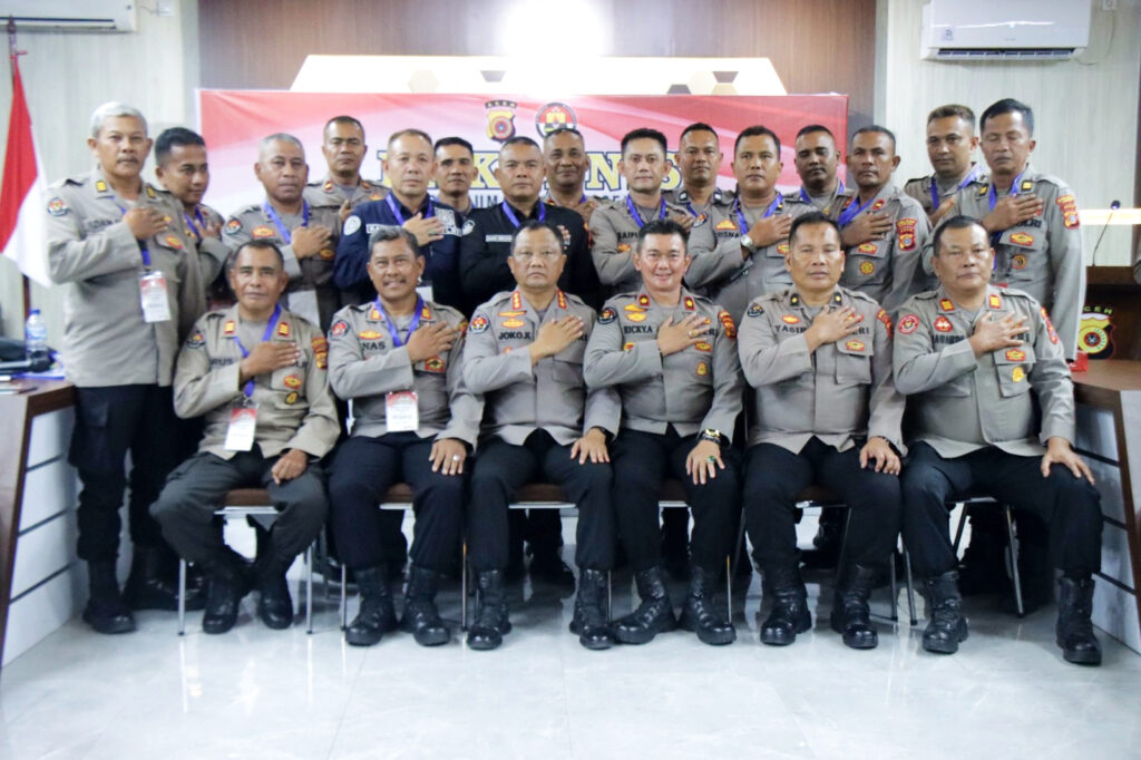 Ⓒ Hak cipta foto di atas dikembalikan sesungguhnya kepada pemilik foto