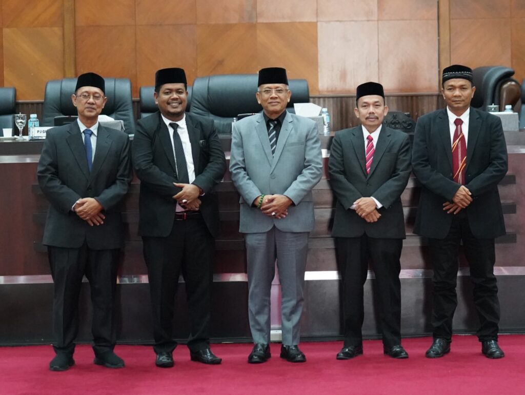 Ⓒ Hak cipta foto di atas dikembalikan sesungguhnya kepada pemilik foto