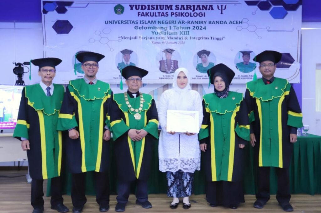 Ⓒ Hak cipta foto di atas dikembalikan sesungguhnya kepada pemilik foto