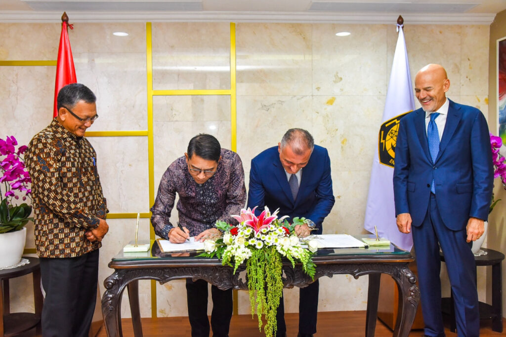 Ⓒ Hak cipta foto di atas dikembalikan sesungguhnya kepada pemilik foto