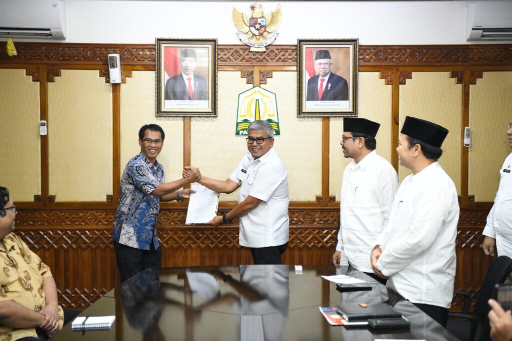Ⓒ Hak cipta foto di atas dikembalikan sesungguhnya kepada pemilik foto