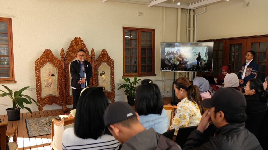 Ⓒ Hak cipta foto di atas dikembalikan sesungguhnya kepada pemilik foto