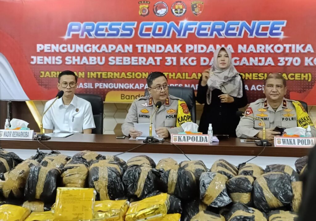 Ⓒ Hak cipta foto di atas dikembalikan sesungguhnya kepada pemilik foto