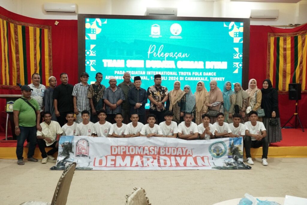 Ⓒ Hak cipta foto di atas dikembalikan sesungguhnya kepada pemilik foto