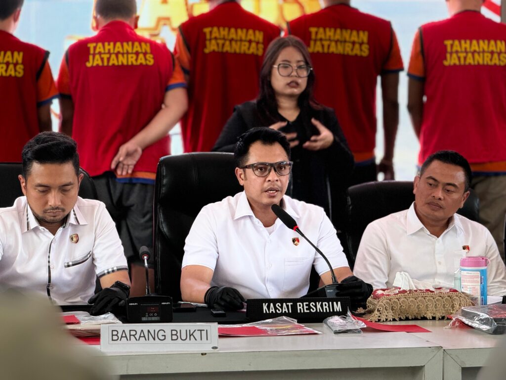 Ⓒ Hak cipta foto di atas dikembalikan sesungguhnya kepada pemilik foto