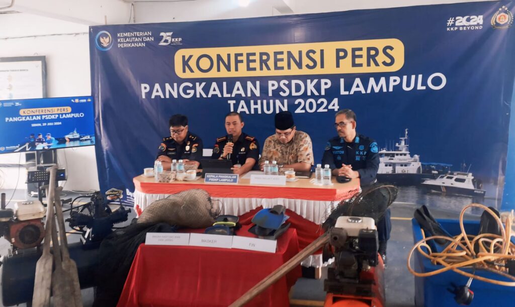 Ⓒ Hak cipta foto di atas dikembalikan sesungguhnya kepada pemilik foto