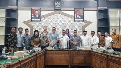 Ⓒ Hak cipta foto di atas dikembalikan sesungguhnya kepada pemilik foto