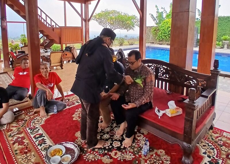 Ⓒ Hak cipta foto di atas dikembalikan sesungguhnya kepada pemilik foto