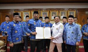 Ⓒ Hak cipta foto di atas dikembalikan sesungguhnya kepada pemilik foto