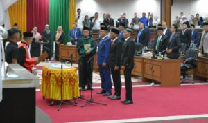 Ⓒ Hak cipta foto di atas dikembalikan sesungguhnya kepada pemilik foto