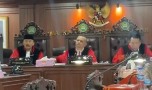 Ⓒ Hak cipta foto di atas dikembalikan sesungguhnya kepada pemilik foto