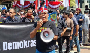 Ⓒ Hak cipta foto di atas dikembalikan sesungguhnya kepada pemilik foto