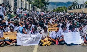 Ⓒ Hak cipta foto di atas dikembalikan sesungguhnya kepada pemilik foto