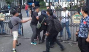 Ⓒ Hak cipta foto di atas dikembalikan sesungguhnya kepada pemilik foto