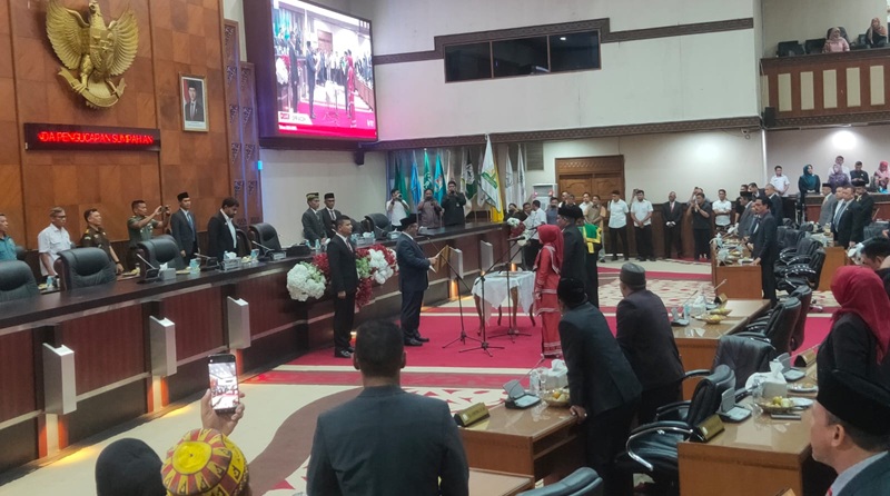 Ⓒ Hak cipta foto di atas dikembalikan sesungguhnya kepada pemilik foto Ⓒ Hak cipta foto di atas dikembalikan sesungguhnya kepada pemilik foto