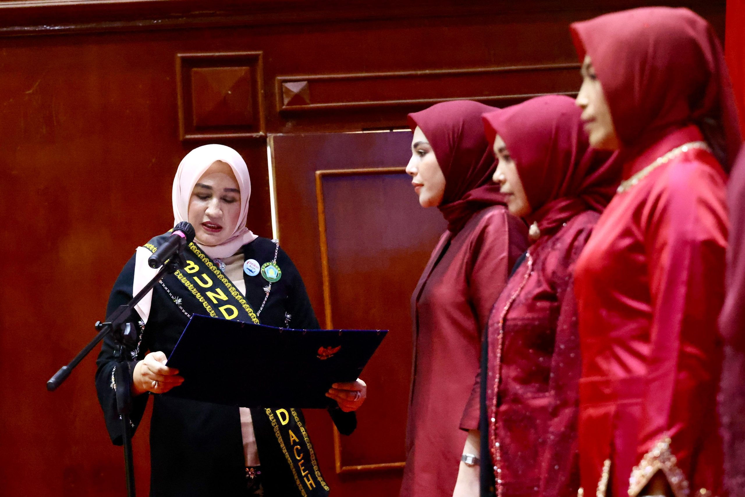 Ⓒ Hak cipta foto di atas dikembalikan sesungguhnya kepada pemilik foto Ⓒ Hak cipta foto di atas dikembalikan sesungguhnya kepada pemilik foto
