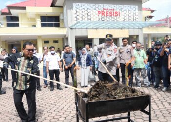 Ⓒ Hak cipta foto di atas dikembalikan sesungguhnya kepada pemilik foto